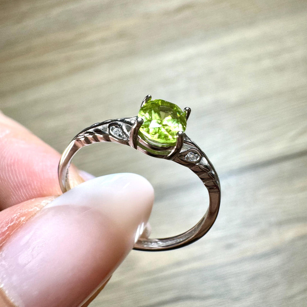 Natural Peridot 925 Silver Adjustable Ring